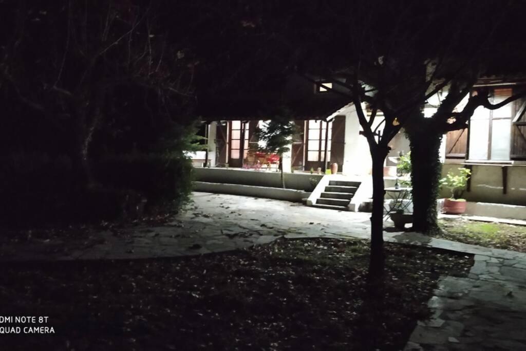 فيلا Αρχοντικο Στουσ Προποδεσ Του Ορουσ Διρφυσ Loutsa  المظهر الخارجي الصورة